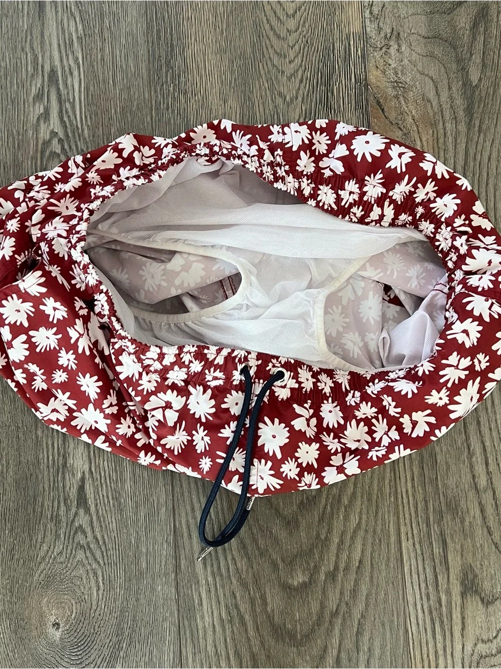 ZARA Men’s Red Floral Print Elastic Waist Swim Trunks Size XL